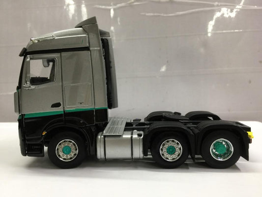 IMC 1/50 MERCEDES-BENZ ACTROS STREAMSPACE 6X2 ACTROS 1 SILVER EDITION