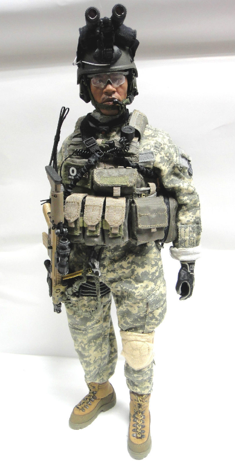 TOY 1:6 W.CUSTOM US ARMY 75TH RANGER 3RD BATTALION FIGURE